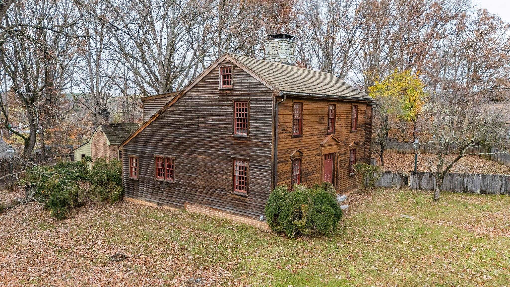 145 FORT DEFIANCE RD, FORT DEFIANCE, Virginia 24437, 4 Bedrooms Bedrooms, ,4 BathroomsBathrooms,Residential,145 FORT DEFIANCE RD,664211 MLS # 664211