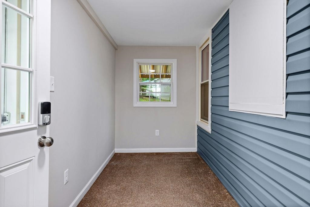 837 FABER AVE, WAYNESBORO, Virginia 22980, 2 Bedrooms Bedrooms, ,1 BathroomBathrooms,Residential,From Afton M, R on N Delphine, R on Faber, propert,837 FABER AVE,664181 MLS # 664181