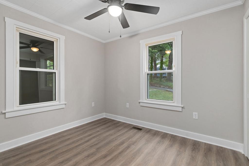 837 FABER AVE, WAYNESBORO, Virginia 22980, 2 Bedrooms Bedrooms, ,1 BathroomBathrooms,Residential,From Afton M, R on N Delphine, R on Faber, propert,837 FABER AVE,664181 MLS # 664181