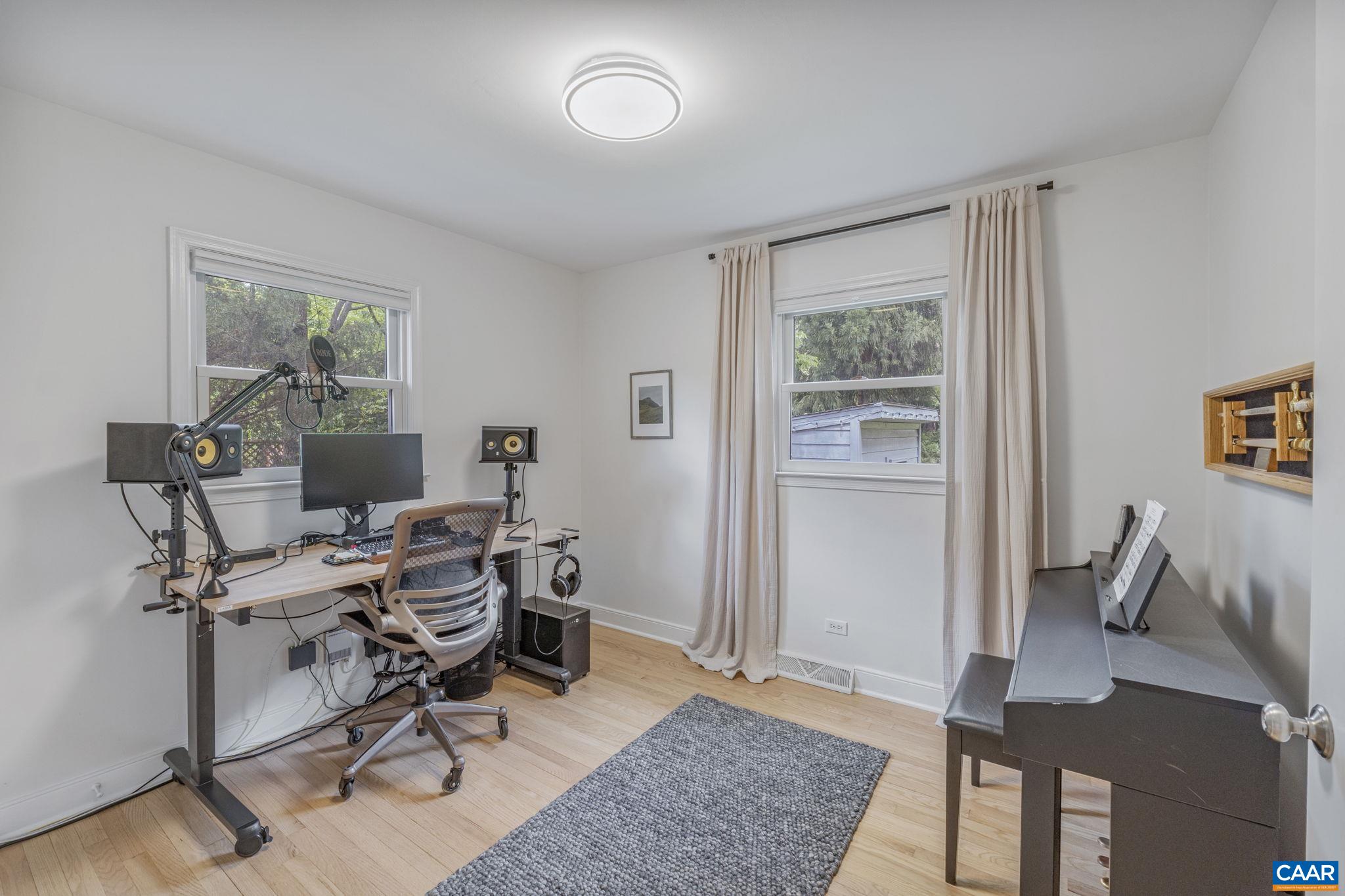 1117 LITTLE HIGH ST, CHARLOTTESVILLE, Virginia 22902, 5 Bedrooms Bedrooms, ,4 BathroomsBathrooms,Residential,1117 LITTLE HIGH ST,664200 MLS # 664200