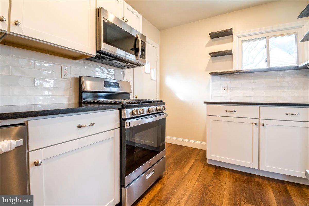 6408 CAVALIER DR, ALEXANDRIA, Virginia 22307, 3 Bedrooms Bedrooms, ,2 BathroomsBathrooms,Residential,For sale,6408 CAVALIER DR,VAFX2228254 MLS # VAFX2228254