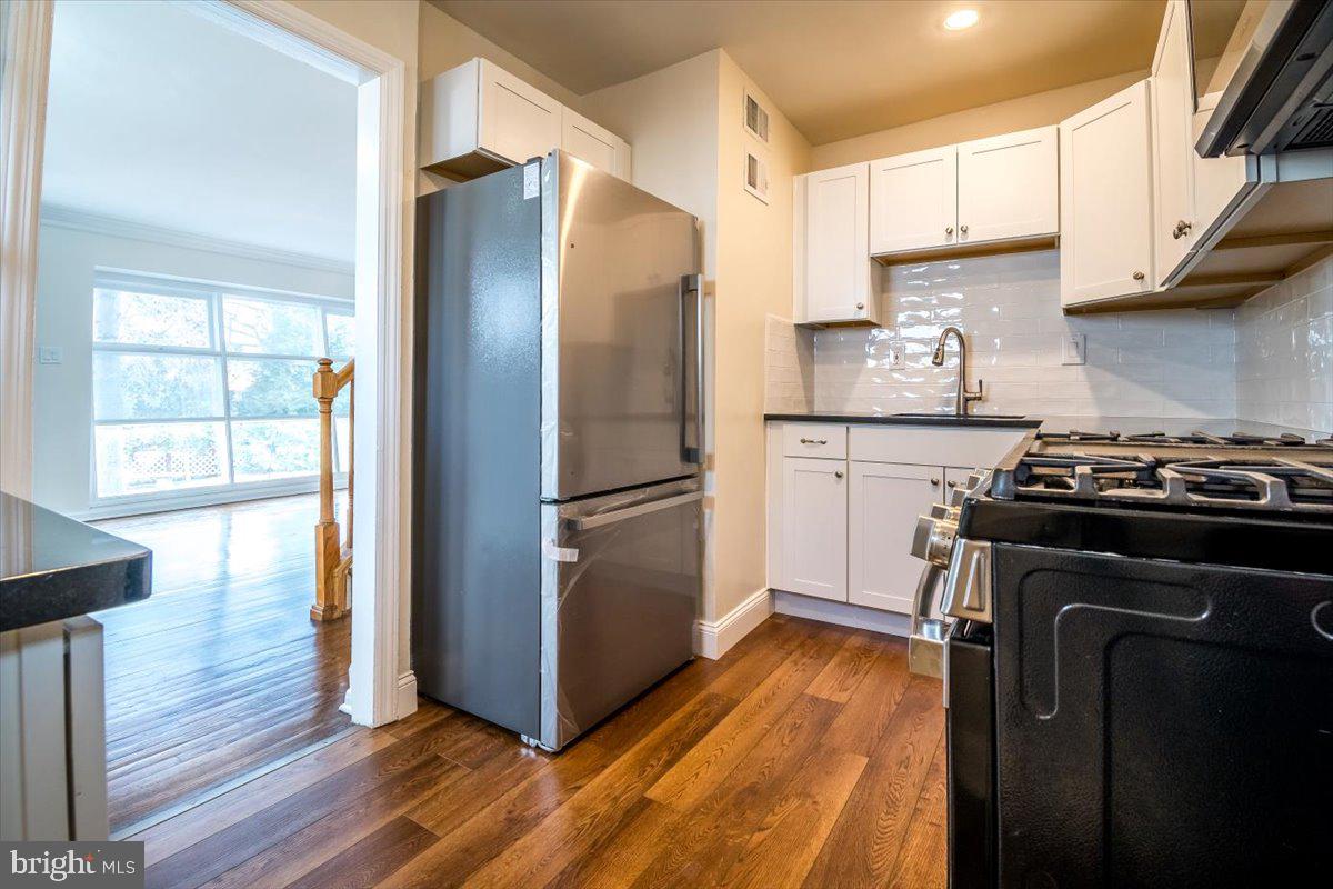 6408 CAVALIER DR, ALEXANDRIA, Virginia 22307, 3 Bedrooms Bedrooms, ,2 BathroomsBathrooms,Residential,For sale,6408 CAVALIER DR,VAFX2228254 MLS # VAFX2228254