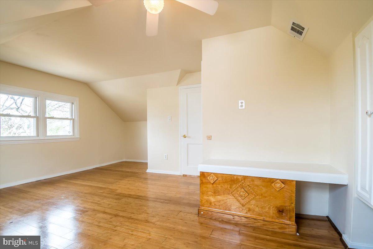 6408 CAVALIER DR, ALEXANDRIA, Virginia 22307, 3 Bedrooms Bedrooms, ,2 BathroomsBathrooms,Residential,For sale,6408 CAVALIER DR,VAFX2228254 MLS # VAFX2228254