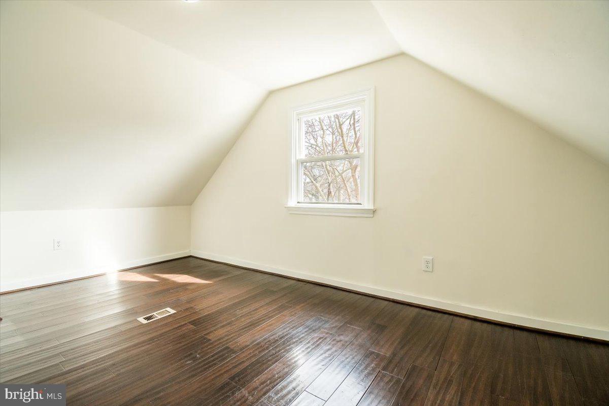 6408 CAVALIER DR, ALEXANDRIA, Virginia 22307, 3 Bedrooms Bedrooms, ,2 BathroomsBathrooms,Residential,For sale,6408 CAVALIER DR,VAFX2228254 MLS # VAFX2228254