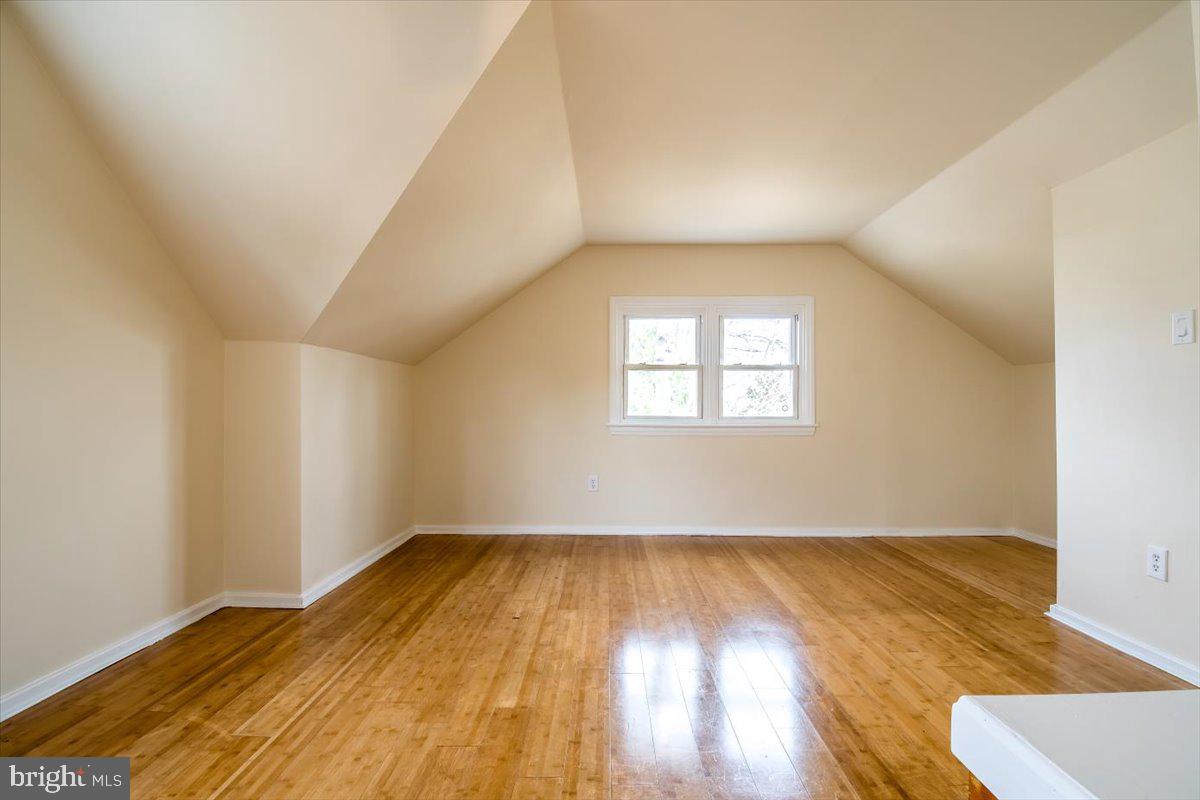 6408 CAVALIER DR, ALEXANDRIA, Virginia 22307, 3 Bedrooms Bedrooms, ,2 BathroomsBathrooms,Residential,For sale,6408 CAVALIER DR,VAFX2228254 MLS # VAFX2228254