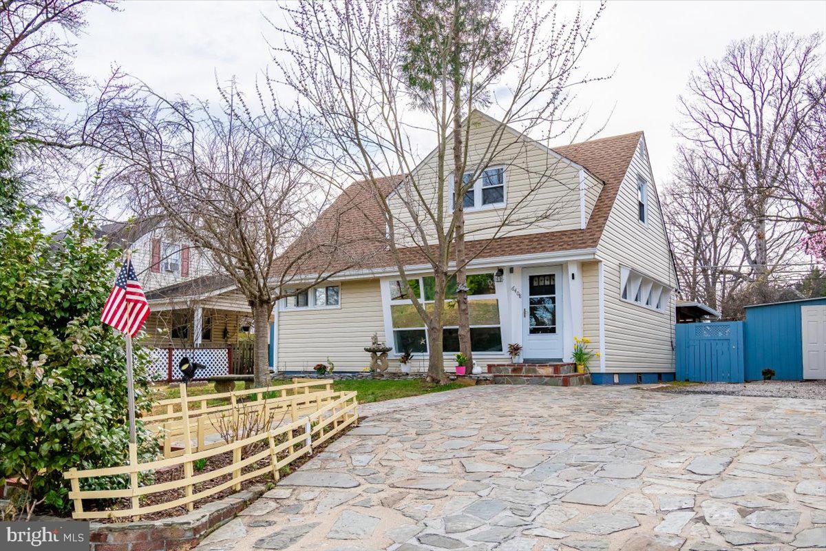 6408 CAVALIER DR, ALEXANDRIA, Virginia 22307, 3 Bedrooms Bedrooms, ,2 BathroomsBathrooms,Residential,For sale,6408 CAVALIER DR,VAFX2228254 MLS # VAFX2228254