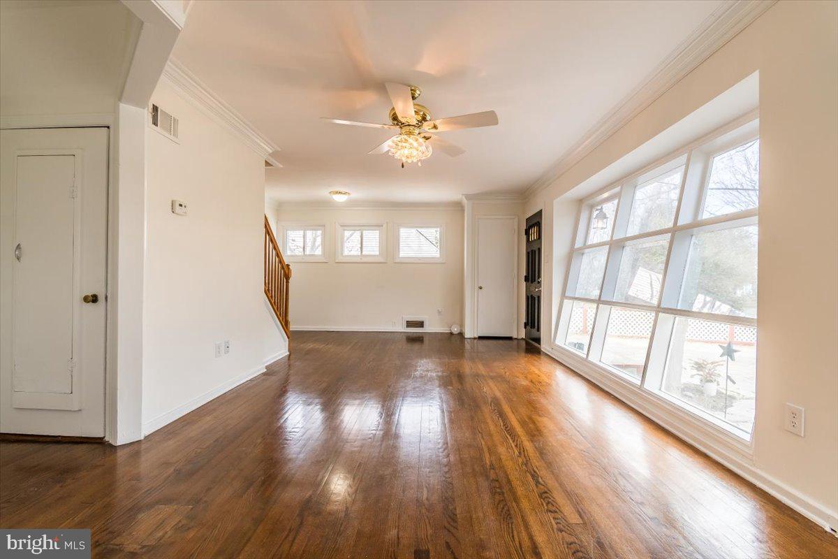 6408 CAVALIER DR, ALEXANDRIA, Virginia 22307, 3 Bedrooms Bedrooms, ,2 BathroomsBathrooms,Residential,For sale,6408 CAVALIER DR,VAFX2228254 MLS # VAFX2228254