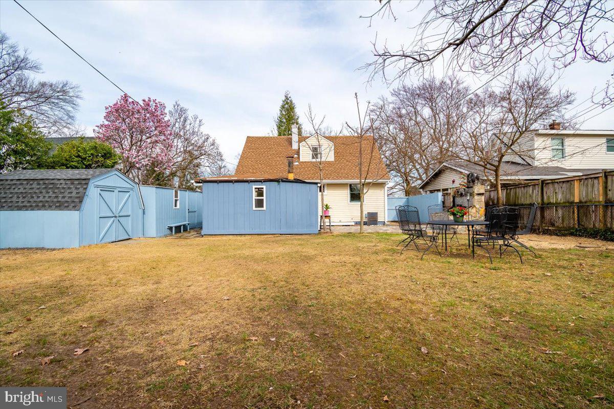 6408 CAVALIER DR, ALEXANDRIA, Virginia 22307, 3 Bedrooms Bedrooms, ,2 BathroomsBathrooms,Residential,For sale,6408 CAVALIER DR,VAFX2228254 MLS # VAFX2228254