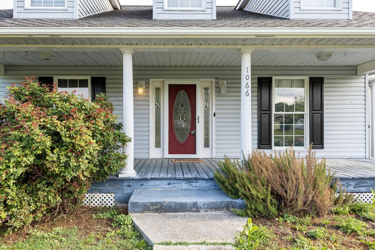 1066 HONEYVILLE RD, STANLEY, Virginia 22851, 3 Bedrooms Bedrooms, ,2 BathroomsBathrooms,Residential,1066 HONEYVILLE RD,664217 MLS # 664217
