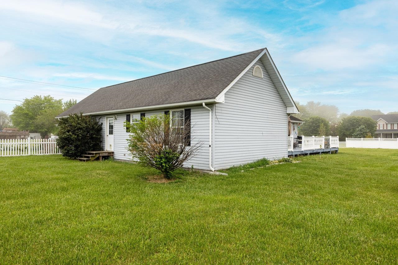 1066 HONEYVILLE RD, STANLEY, Virginia 22851, 3 Bedrooms Bedrooms, ,2 BathroomsBathrooms,Residential,1066 HONEYVILLE RD,664217 MLS # 664217