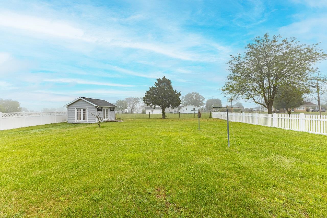 1066 HONEYVILLE RD, STANLEY, Virginia 22851, 3 Bedrooms Bedrooms, ,2 BathroomsBathrooms,Residential,1066 HONEYVILLE RD,664217 MLS # 664217