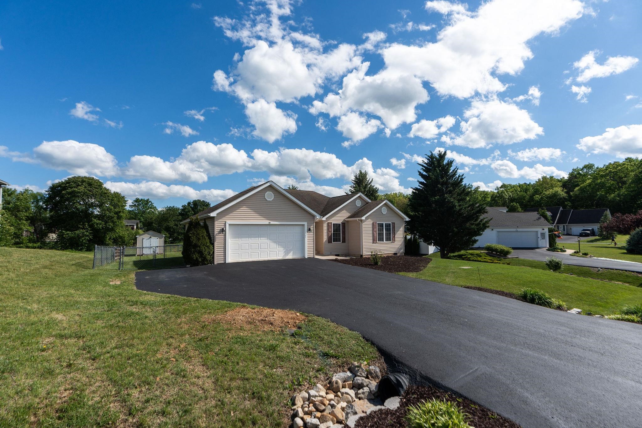 50 WINTER RIDGE DR, STUARTS DRAFT, Virginia 24477, 3 Bedrooms Bedrooms, ,2 BathroomsBathrooms,Residential,50 WINTER RIDGE DR,664221 MLS # 664221