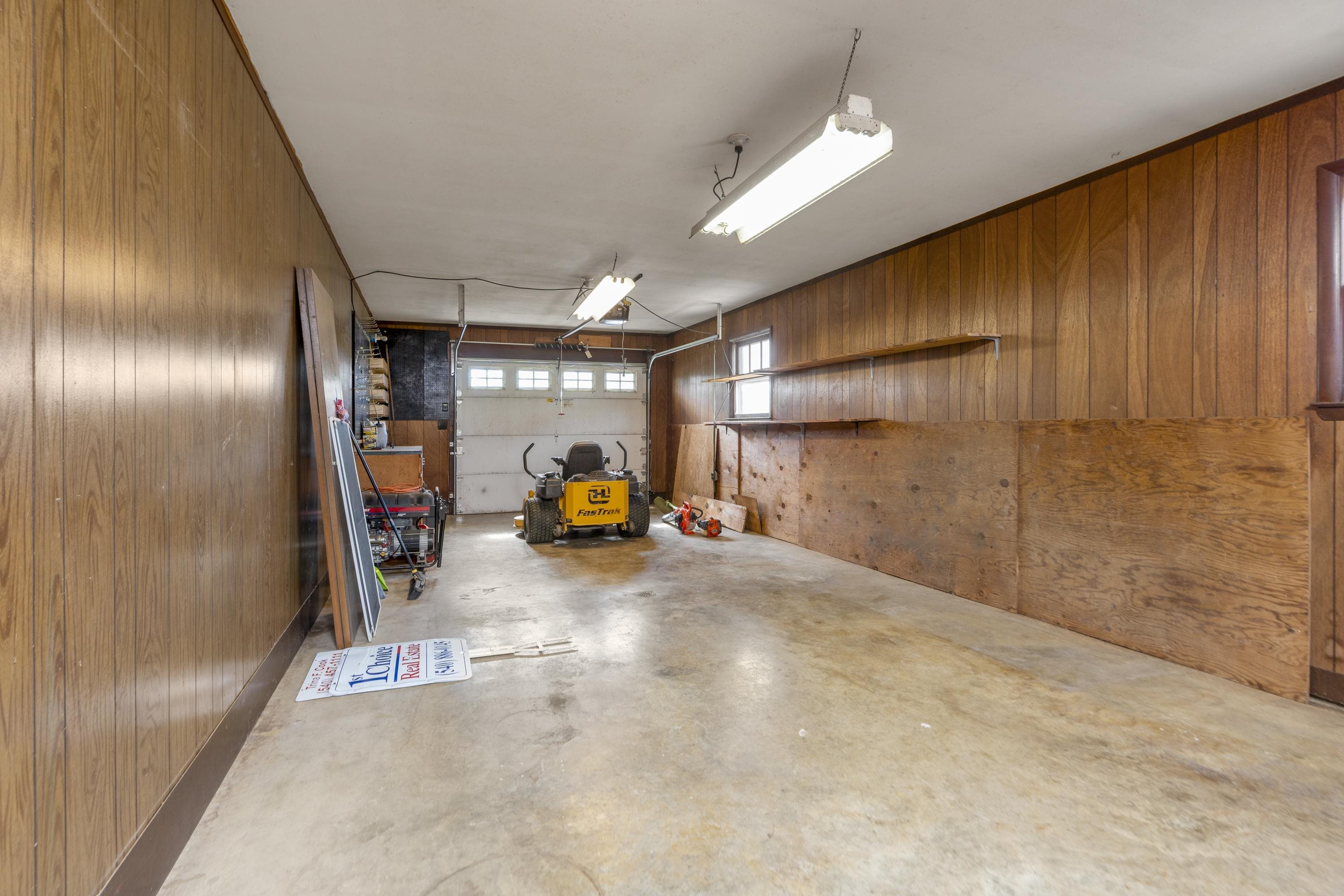 946 BALSLEY RD, STAUNTON, Virginia 24401, 2 Bedrooms Bedrooms, ,2 BathroomsBathrooms,Residential,946 BALSLEY RD,664223 MLS # 664223