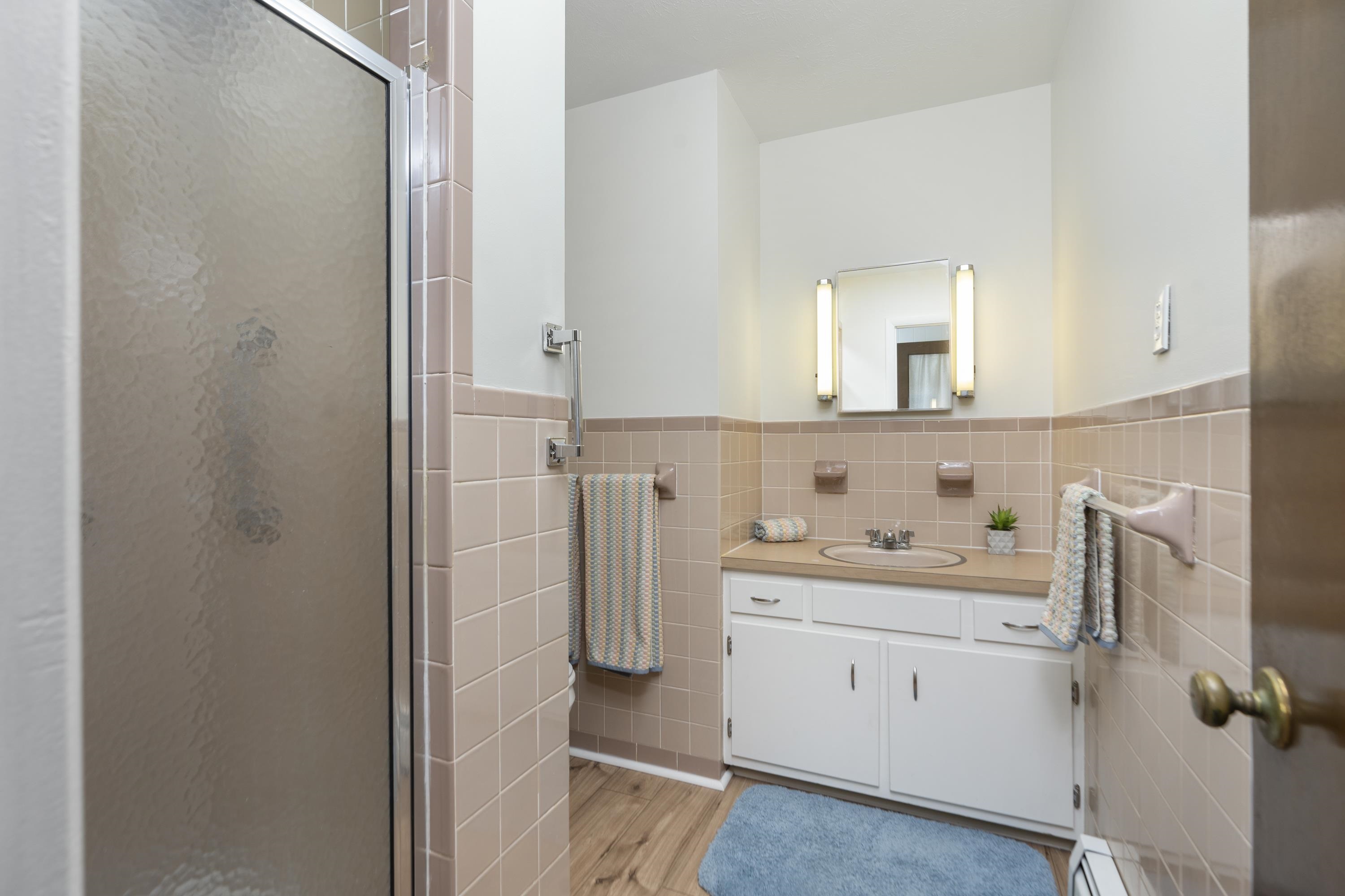 946 BALSLEY RD, STAUNTON, Virginia 24401, 2 Bedrooms Bedrooms, ,2 BathroomsBathrooms,Residential,946 BALSLEY RD,664223 MLS # 664223