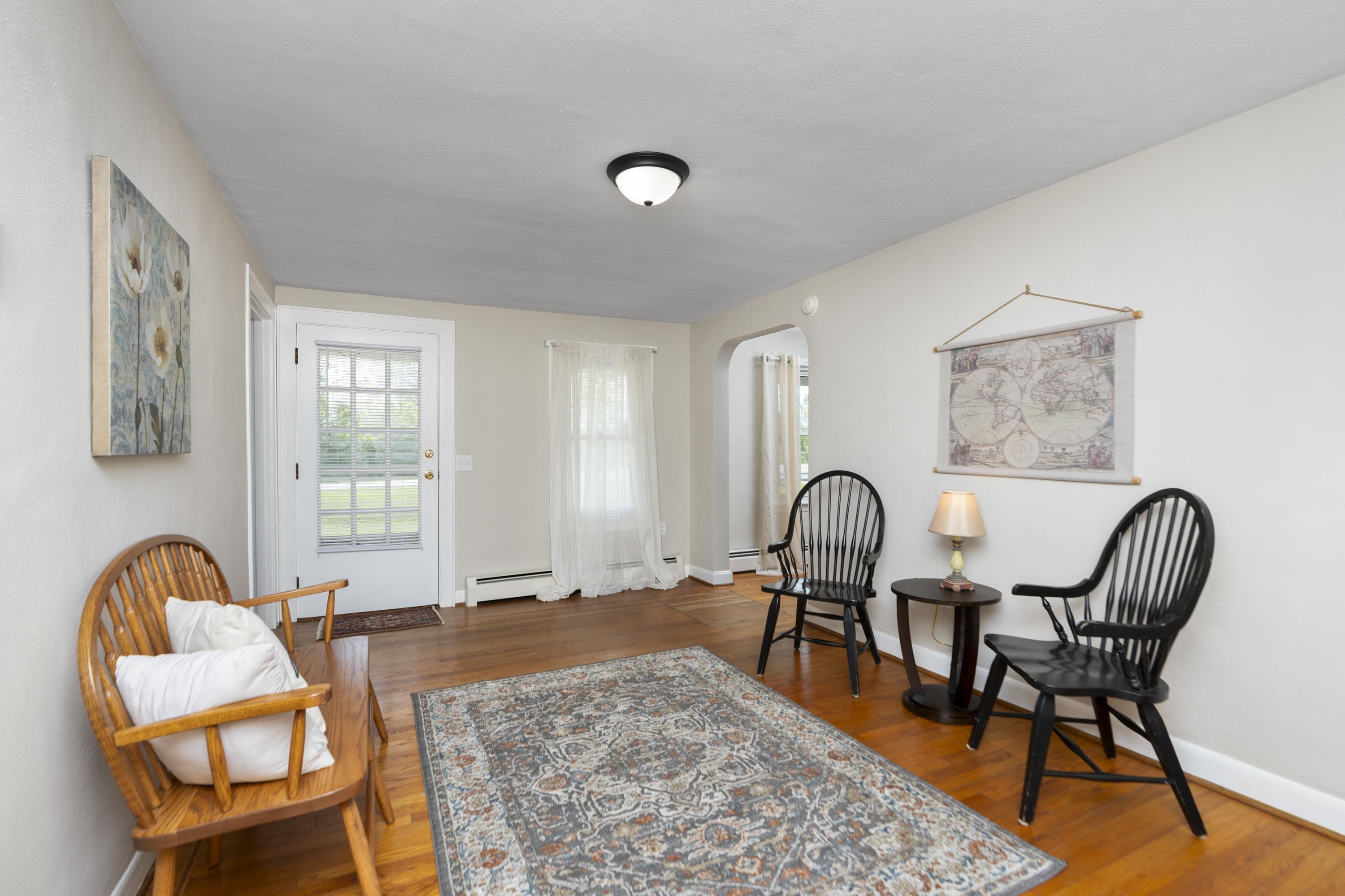 946 BALSLEY RD, STAUNTON, Virginia 24401, 2 Bedrooms Bedrooms, ,2 BathroomsBathrooms,Residential,946 BALSLEY RD,664223 MLS # 664223
