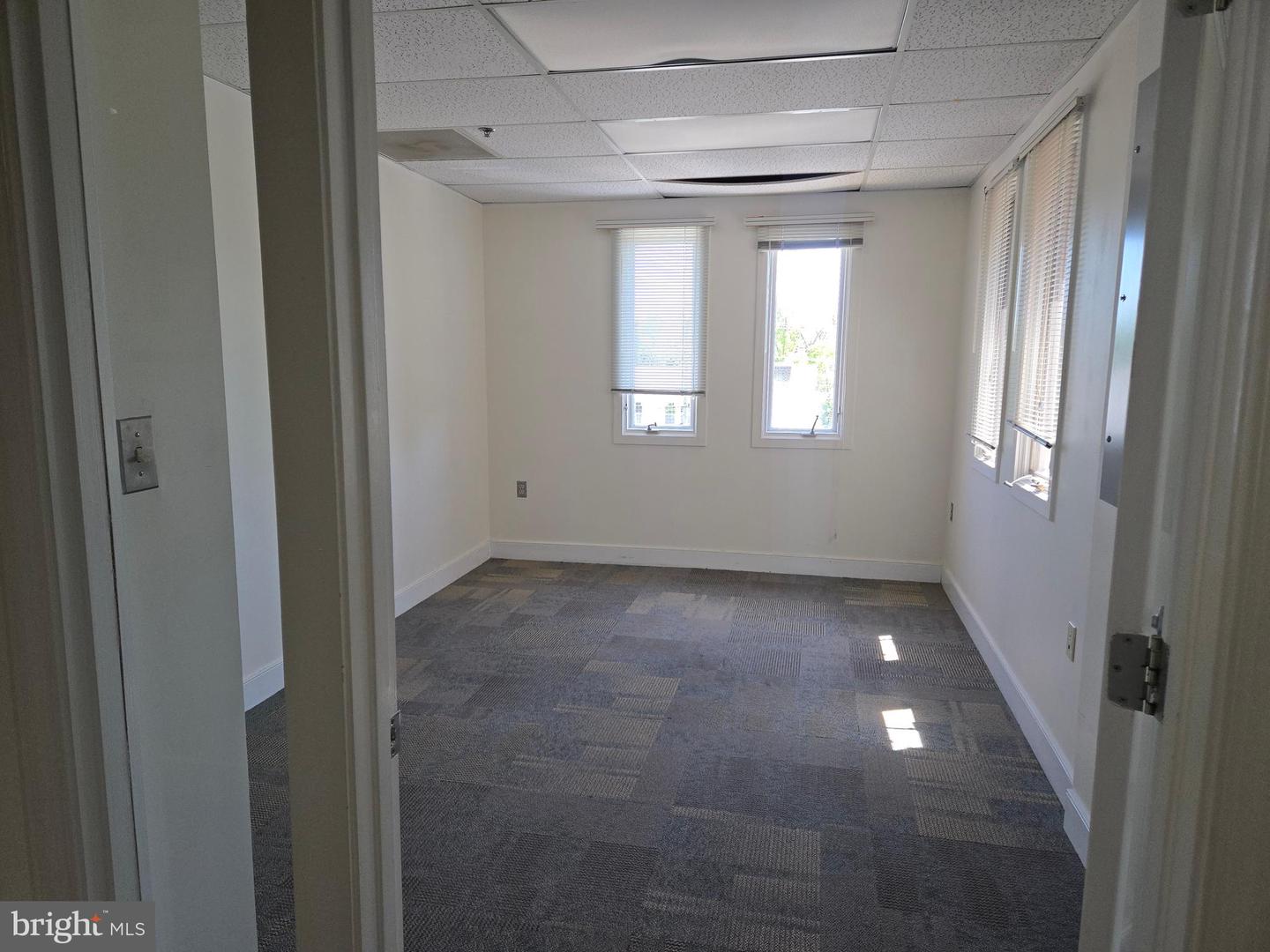 3875 PLAZA DR, FAIRFAX, Virginia 22030, ,Land,For sale,3875 PLAZA DR,VAFC2006284 MLS # VAFC2006284