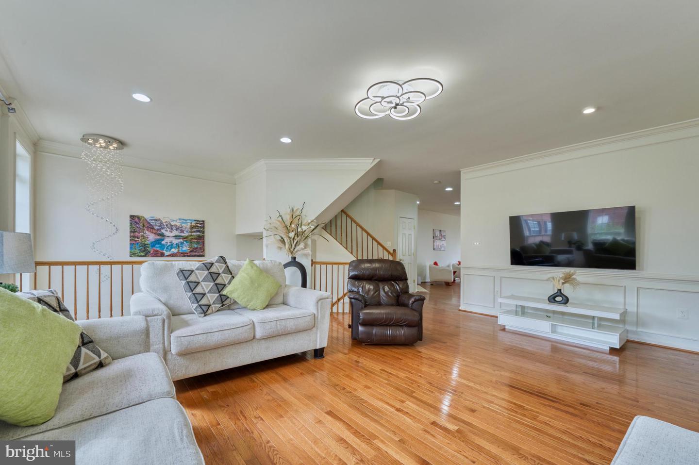 22255 WATERBERRY TER, ASHBURN, Virginia 20148, 3 Bedrooms Bedrooms, ,3 BathroomsBathrooms,Residential,For sale,22255 WATERBERRY TER,VALO2092240 MLS # VALO2092240