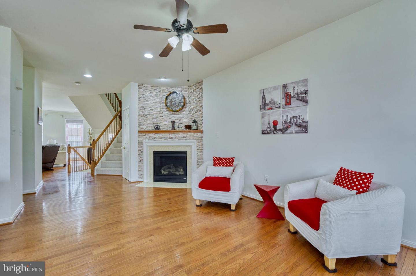 22255 WATERBERRY TER, ASHBURN, Virginia 20148, 3 Bedrooms Bedrooms, ,3 BathroomsBathrooms,Residential,For sale,22255 WATERBERRY TER,VALO2092240 MLS # VALO2092240