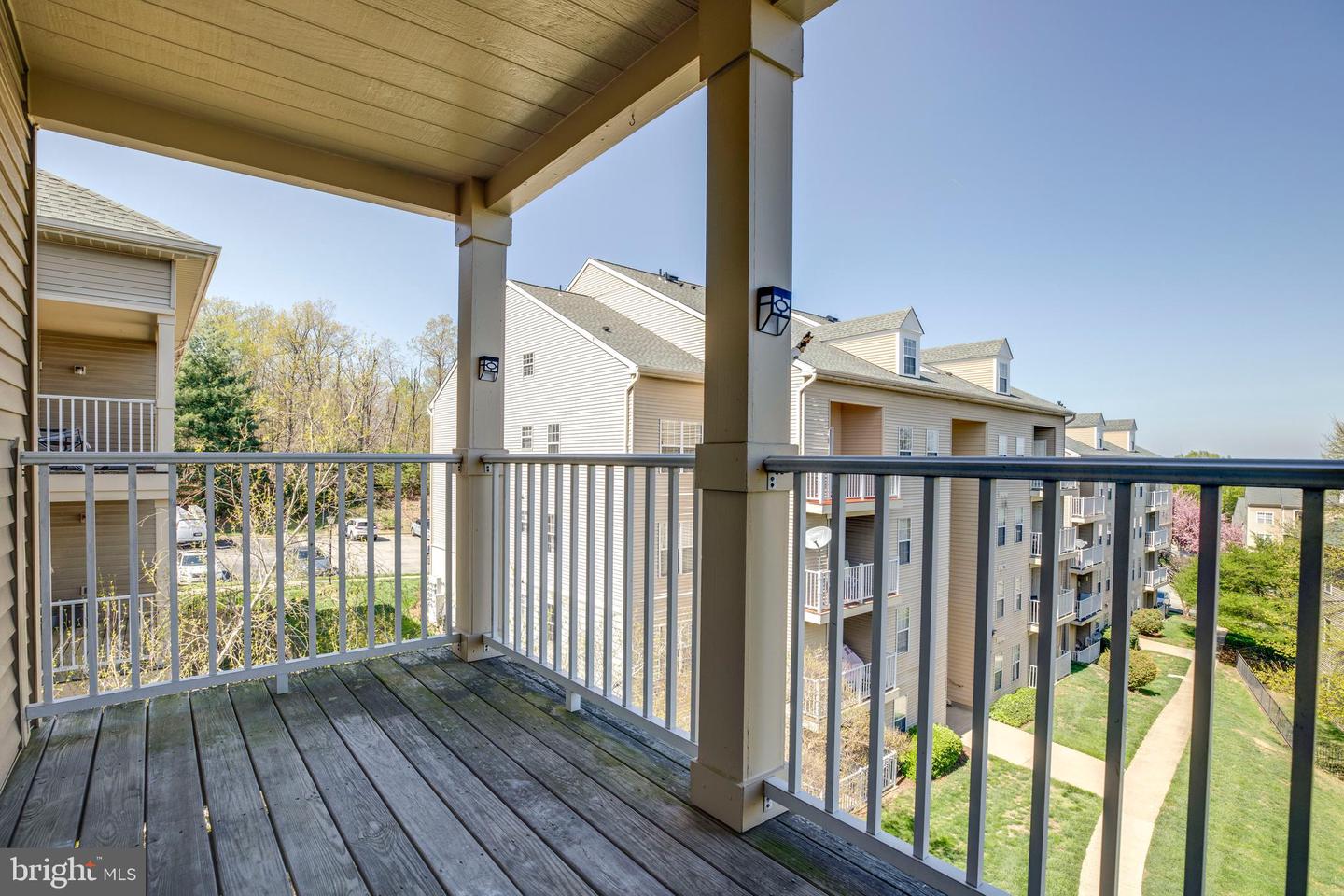 1055 GARDENVIEW LOOP #402, WOODBRIDGE, Virginia 22191, 2 Bedrooms Bedrooms, ,2 BathroomsBathrooms,Residential,For sale,1055 GARDENVIEW LOOP #402,VAPW2090592 MLS # VAPW2090592