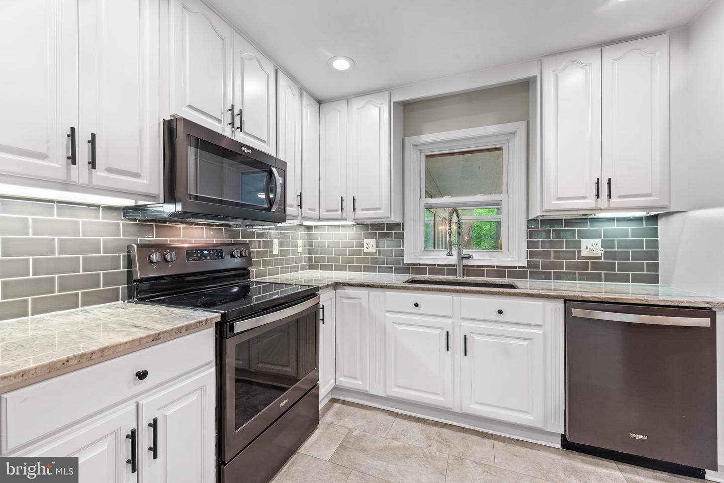 13548 FROST DR, NOKESVILLE, Virginia 20181, 4 Bedrooms Bedrooms, ,3 BathroomsBathrooms,Residential,For sale,13548 FROST DR,VAPW2090666 MLS # VAPW2090666
