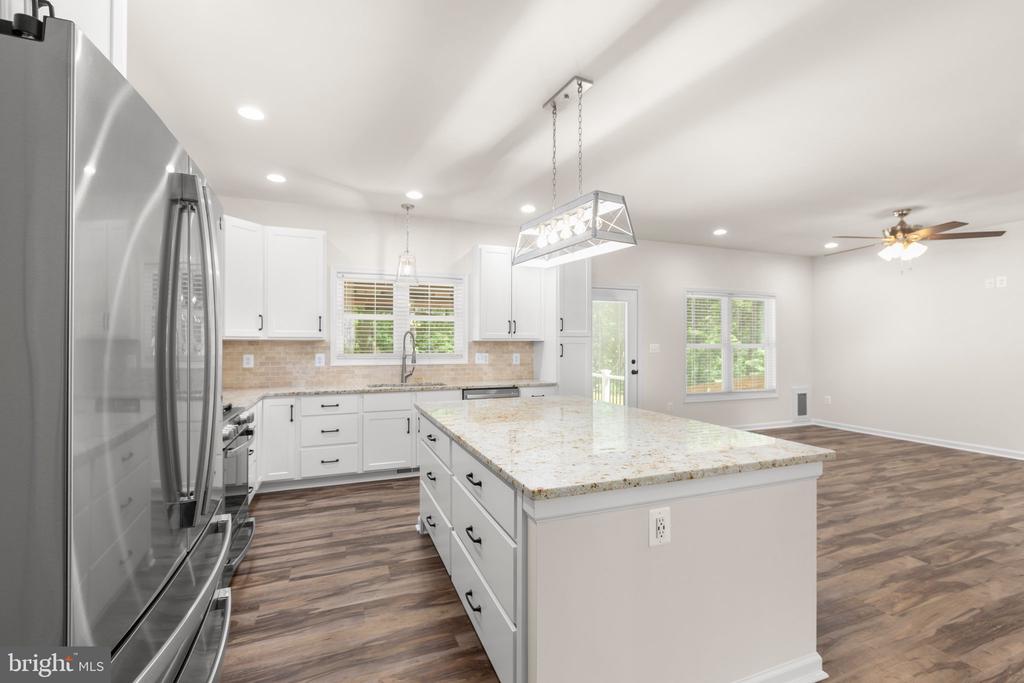 4301 CREIGHTON LN, SPOTSYLVANIA, Virginia 22551, 4 Bedrooms Bedrooms, ,3 BathroomsBathrooms,Residential,4301 CREIGHTON LN,VASP2032870 MLS # VASP2032870