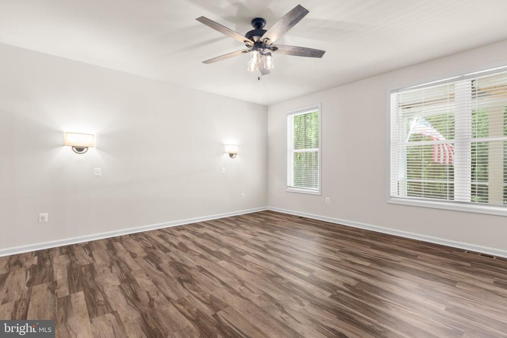 4301 CREIGHTON LN, SPOTSYLVANIA, Virginia 22551, 4 Bedrooms Bedrooms, ,3 BathroomsBathrooms,Residential,4301 CREIGHTON LN,VASP2032870 MLS # VASP2032870
