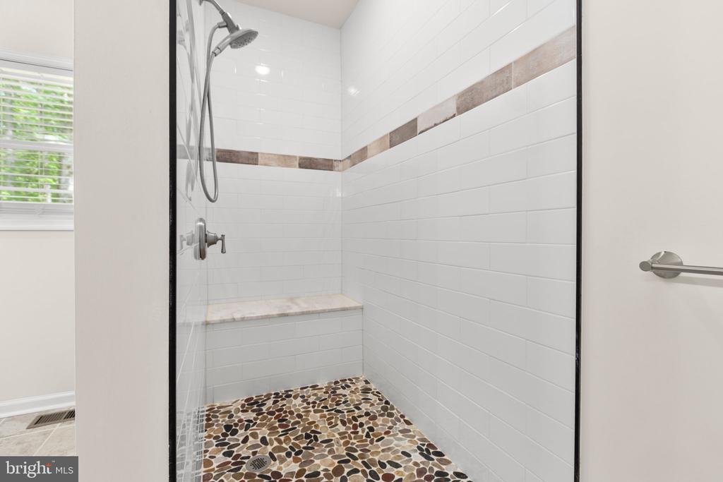 4301 CREIGHTON LN, SPOTSYLVANIA, Virginia 22551, 4 Bedrooms Bedrooms, ,3 BathroomsBathrooms,Residential,4301 CREIGHTON LN,VASP2032870 MLS # VASP2032870