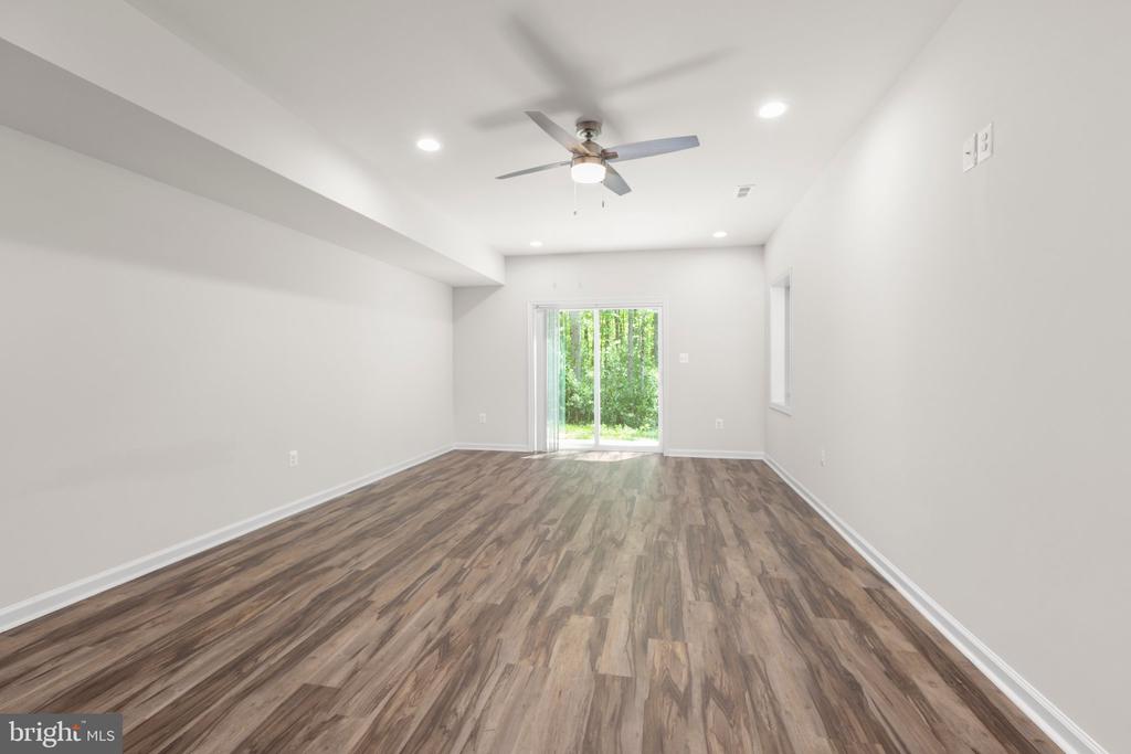 4301 CREIGHTON LN, SPOTSYLVANIA, Virginia 22551, 4 Bedrooms Bedrooms, ,3 BathroomsBathrooms,Residential,4301 CREIGHTON LN,VASP2032870 MLS # VASP2032870
