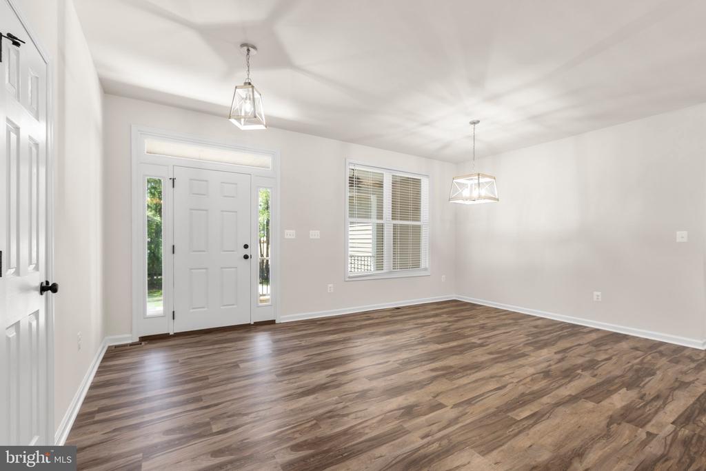 4301 CREIGHTON LN, SPOTSYLVANIA, Virginia 22551, 4 Bedrooms Bedrooms, ,3 BathroomsBathrooms,Residential,4301 CREIGHTON LN,VASP2032870 MLS # VASP2032870
