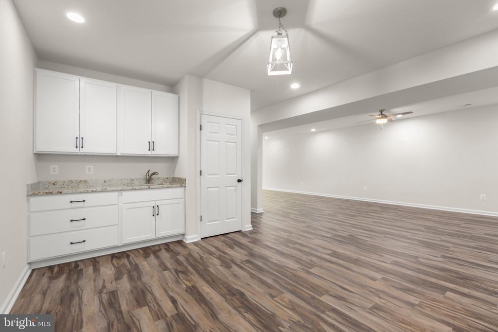 4301 CREIGHTON LN, SPOTSYLVANIA, Virginia 22551, 4 Bedrooms Bedrooms, ,3 BathroomsBathrooms,Residential,4301 CREIGHTON LN,VASP2032870 MLS # VASP2032870