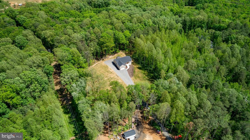 4301 CREIGHTON LN, SPOTSYLVANIA, Virginia 22551, 4 Bedrooms Bedrooms, ,3 BathroomsBathrooms,Residential,4301 CREIGHTON LN,VASP2032870 MLS # VASP2032870