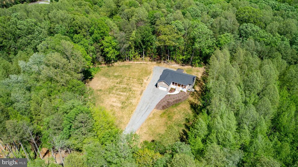 4301 CREIGHTON LN, SPOTSYLVANIA, Virginia 22551, 4 Bedrooms Bedrooms, ,3 BathroomsBathrooms,Residential,4301 CREIGHTON LN,VASP2032870 MLS # VASP2032870
