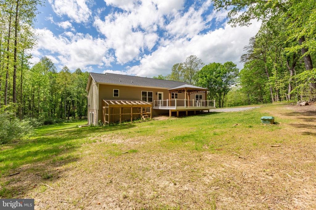 4301 CREIGHTON LN, SPOTSYLVANIA, Virginia 22551, 4 Bedrooms Bedrooms, ,3 BathroomsBathrooms,Residential,4301 CREIGHTON LN,VASP2032870 MLS # VASP2032870