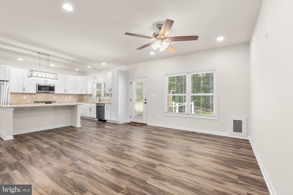 4301 CREIGHTON LN, SPOTSYLVANIA, Virginia 22551, 4 Bedrooms Bedrooms, ,3 BathroomsBathrooms,Residential,4301 CREIGHTON LN,VASP2032870 MLS # VASP2032870