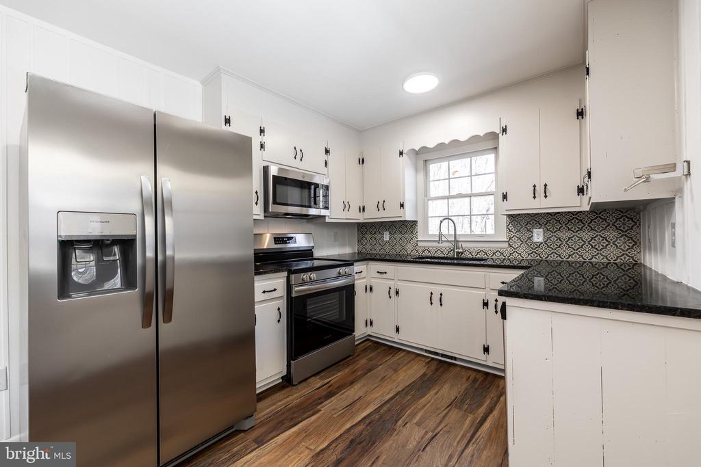 201 CHAD BERRY LN, SYRIA, Virginia 22743, 3 Bedrooms Bedrooms, ,2 BathroomsBathrooms,Residential,201 CHAD BERRY LN,VAMA2002214 MLS # VAMA2002214
