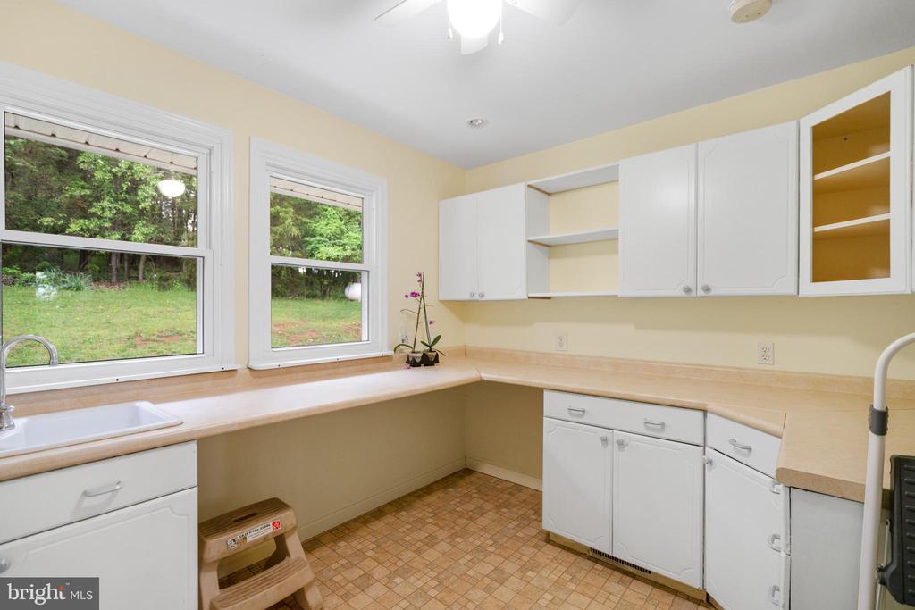 531 PARKVIEW ESTATES RD, LURAY, Virginia 22835, 3 Bedrooms Bedrooms, ,3 BathroomsBathrooms,Residential,531 PARKVIEW ESTATES RD,VAPA2004630 MLS # VAPA2004630
