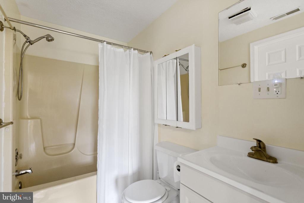 531 PARKVIEW ESTATES RD, LURAY, Virginia 22835, 3 Bedrooms Bedrooms, ,3 BathroomsBathrooms,Residential,531 PARKVIEW ESTATES RD,VAPA2004630 MLS # VAPA2004630