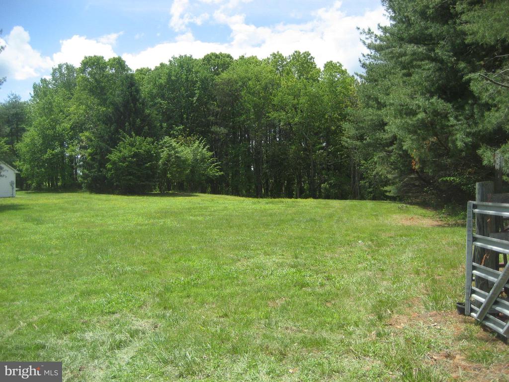 5625 KEYSER RD, HUME, Virginia, 3 Bedrooms Bedrooms, ,1 BathroomBathrooms,Residential,5625 KEYSER RD,VAFQ2016522 MLS # VAFQ2016522