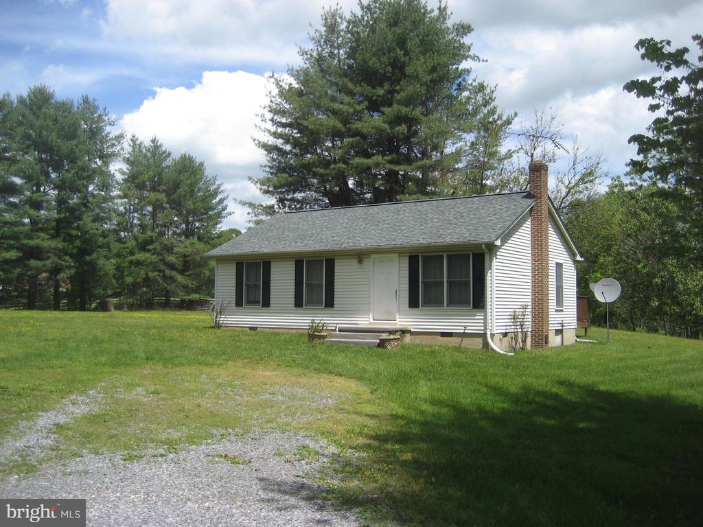 5625 KEYSER RD, HUME, Virginia, 3 Bedrooms Bedrooms, ,1 BathroomBathrooms,Residential,5625 KEYSER RD,VAFQ2016522 MLS # VAFQ2016522