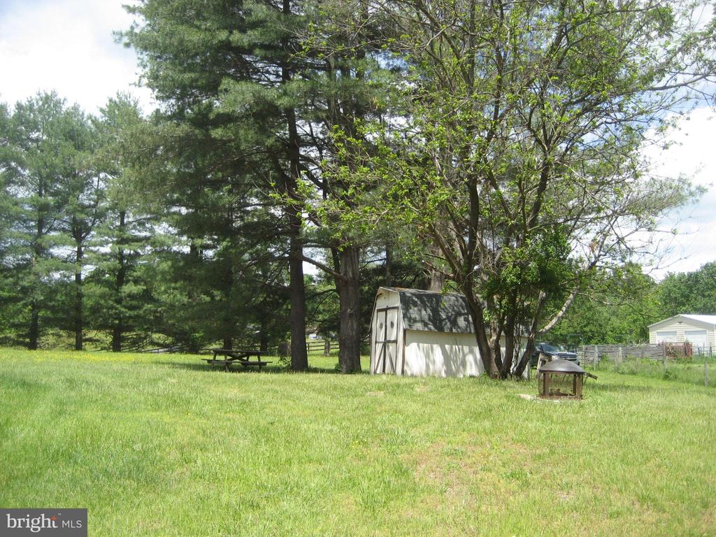 5625 KEYSER RD, HUME, Virginia, 3 Bedrooms Bedrooms, ,1 BathroomBathrooms,Residential,5625 KEYSER RD,VAFQ2016522 MLS # VAFQ2016522