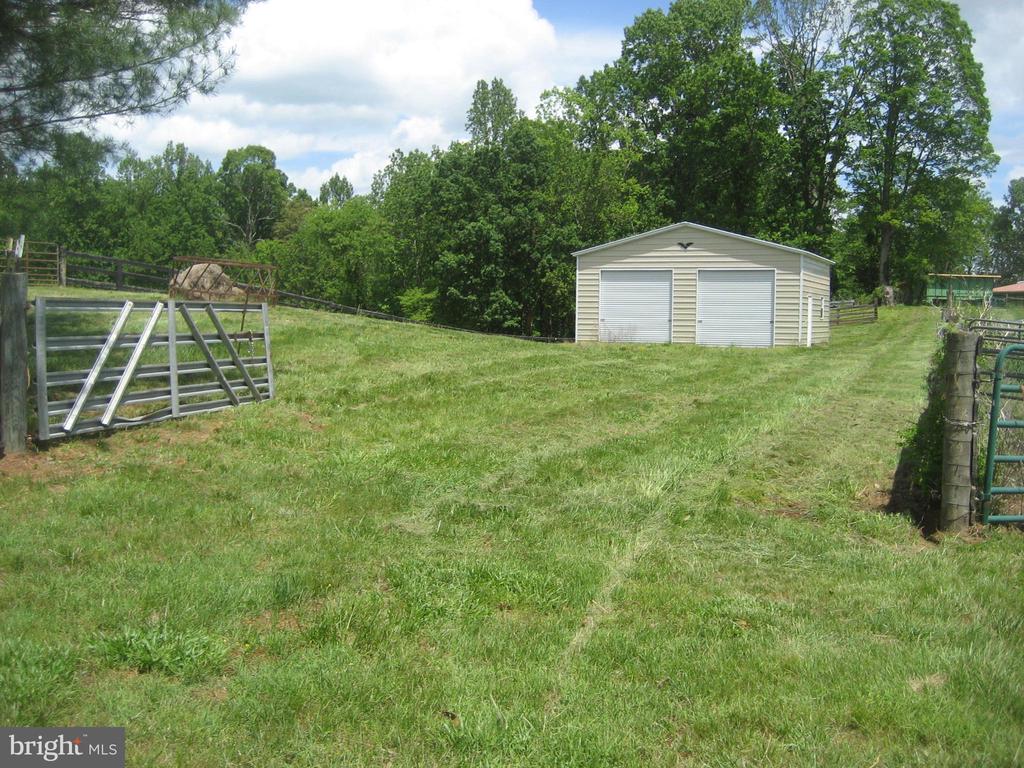 5625 KEYSER RD, HUME, Virginia, 3 Bedrooms Bedrooms, ,1 BathroomBathrooms,Residential,5625 KEYSER RD,VAFQ2016522 MLS # VAFQ2016522
