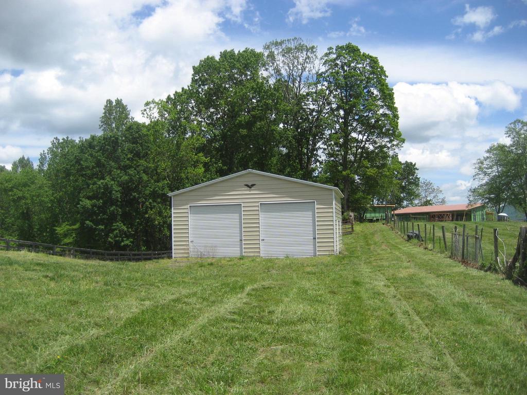 5625 KEYSER RD, HUME, Virginia, 3 Bedrooms Bedrooms, ,1 BathroomBathrooms,Residential,5625 KEYSER RD,VAFQ2016522 MLS # VAFQ2016522