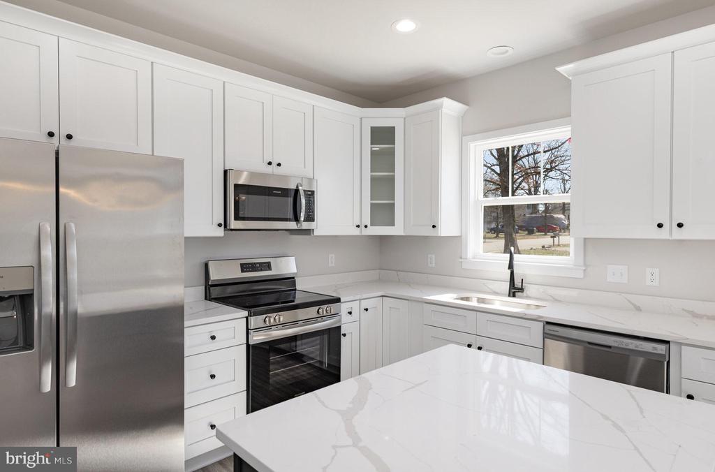 409 CONFEDERATE DR, LOCUST GROVE, Virginia 22508, 4 Bedrooms Bedrooms, ,2 BathroomsBathrooms,Residential,409 CONFEDERATE DR,VAOR2009626 MLS # VAOR2009626