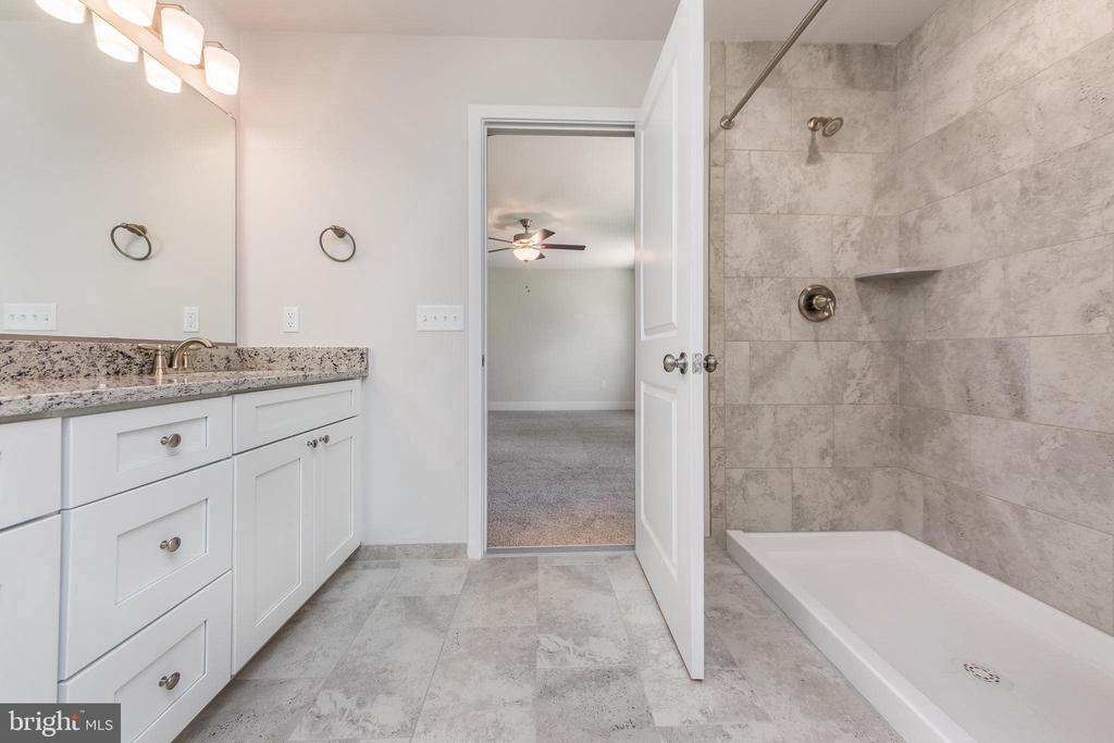 409 CONFEDERATE DR, LOCUST GROVE, Virginia 22508, 4 Bedrooms Bedrooms, ,2 BathroomsBathrooms,Residential,409 CONFEDERATE DR,VAOR2009626 MLS # VAOR2009626