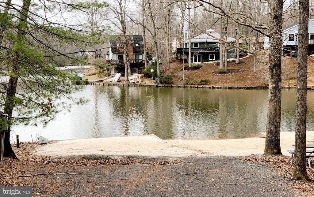 409 CONFEDERATE DR, LOCUST GROVE, Virginia 22508, 4 Bedrooms Bedrooms, ,2 BathroomsBathrooms,Residential,409 CONFEDERATE DR,VAOR2009626 MLS # VAOR2009626
