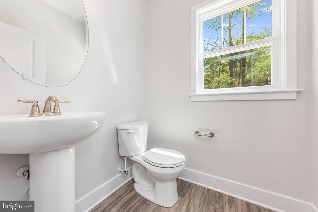 409 CONFEDERATE DR, LOCUST GROVE, Virginia 22508, 4 Bedrooms Bedrooms, ,2 BathroomsBathrooms,Residential,409 CONFEDERATE DR,VAOR2009626 MLS # VAOR2009626