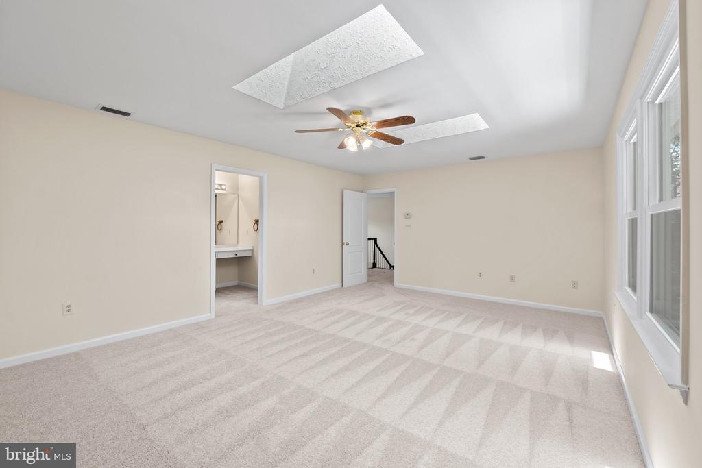 5015 BROOKSHIRE CT E, FREDERICKSBURG, Virginia 22408, 4 Bedrooms Bedrooms, ,2 BathroomsBathrooms,Residential,5015 BROOKSHIRE CT E,VASP2032662 MLS # VASP2032662