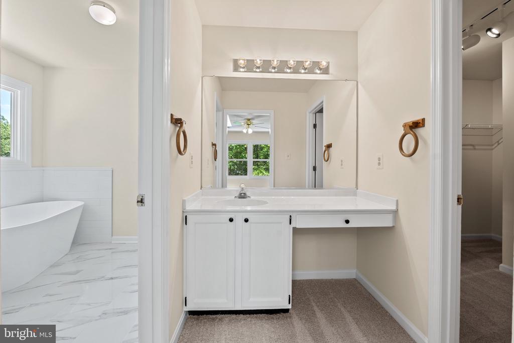 5015 BROOKSHIRE CT E, FREDERICKSBURG, Virginia 22408, 4 Bedrooms Bedrooms, ,2 BathroomsBathrooms,Residential,5015 BROOKSHIRE CT E,VASP2032662 MLS # VASP2032662