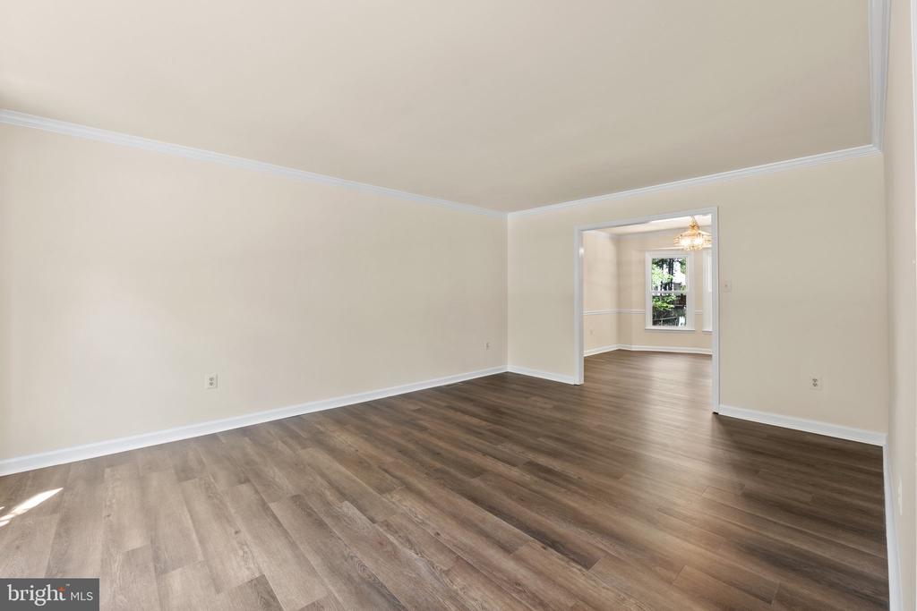 5015 BROOKSHIRE CT E, FREDERICKSBURG, Virginia 22408, 4 Bedrooms Bedrooms, ,2 BathroomsBathrooms,Residential,5015 BROOKSHIRE CT E,VASP2032662 MLS # VASP2032662