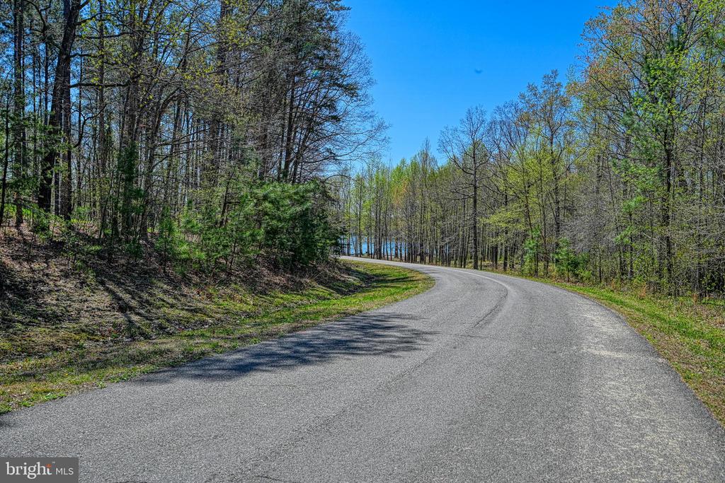 295 HEMLOCK LOOP, MINERAL, Virginia 23117, 4 Bedrooms Bedrooms, ,2 BathroomsBathrooms,Residential,295 HEMLOCK LOOP,VALA2007828 MLS # VALA2007828